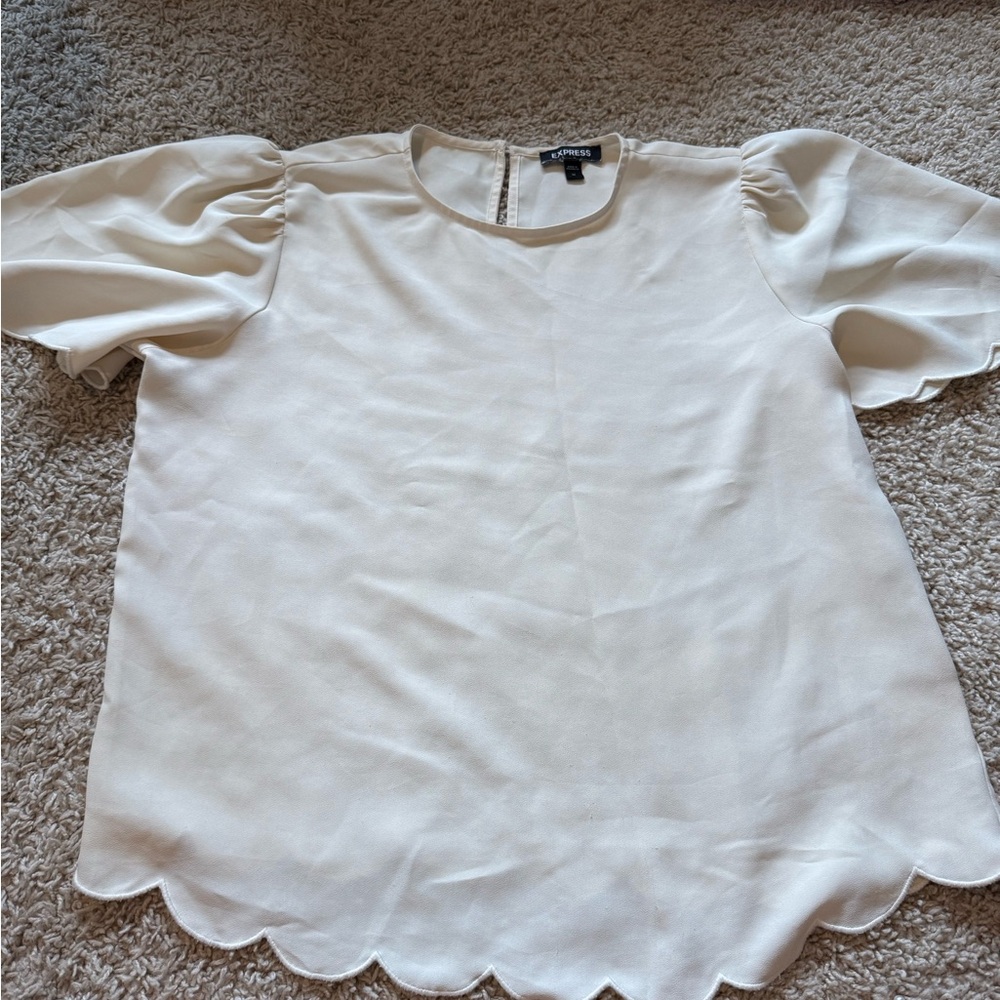 Express Cream Scalloped Puff Sleeve Blouse